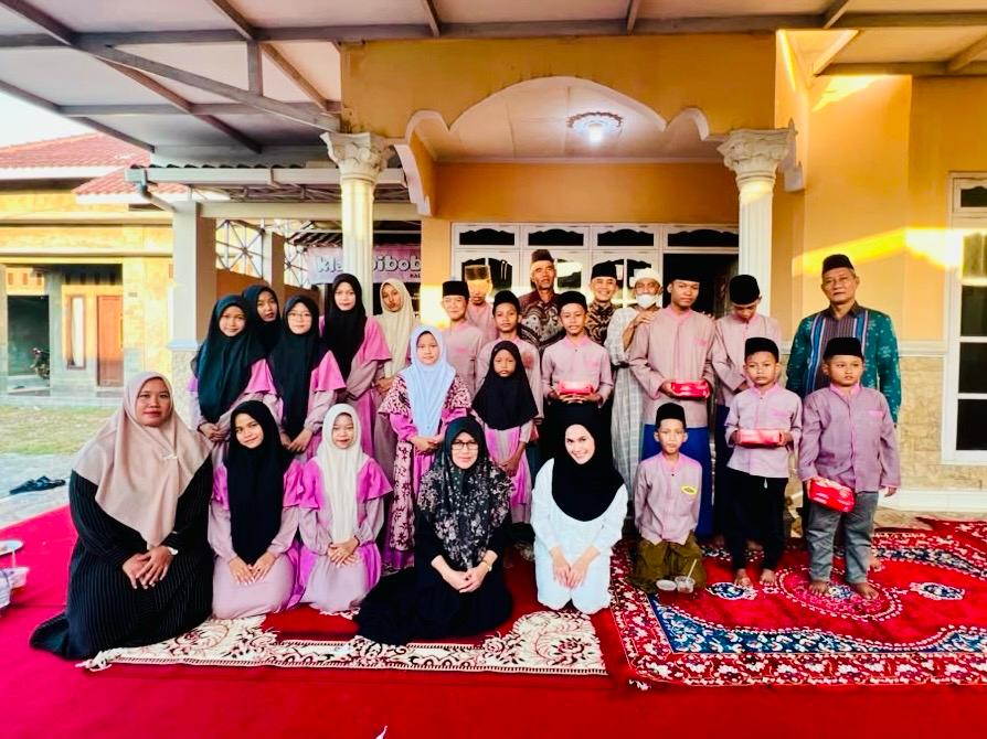 rama-group-kembali-berbagi,-berikan-santunan-kepada-santri-yatim-al-muzakki